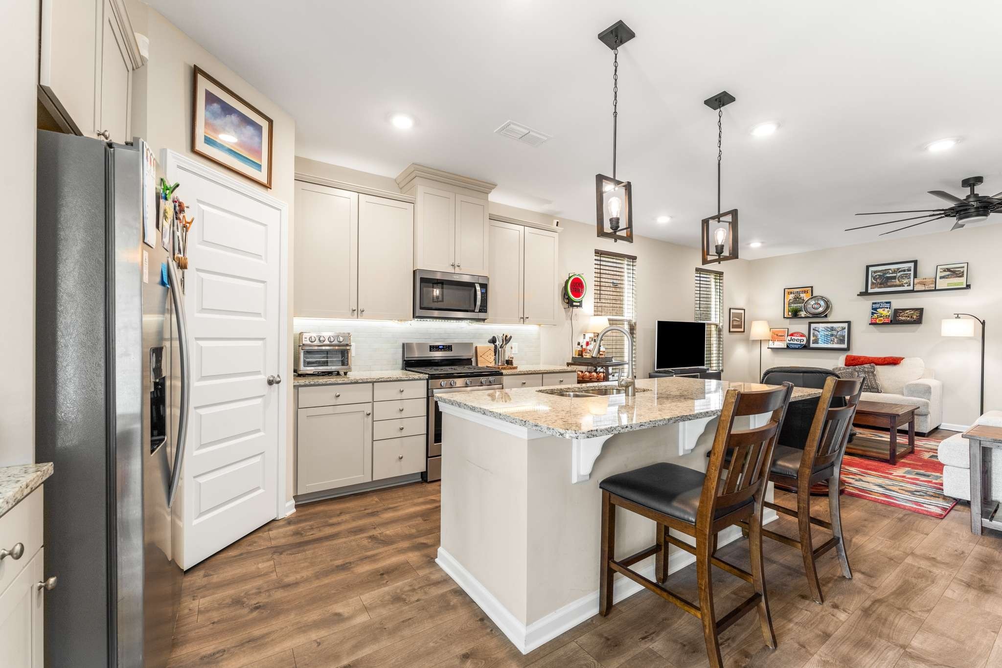 6042 Blackberry Ridge Ln