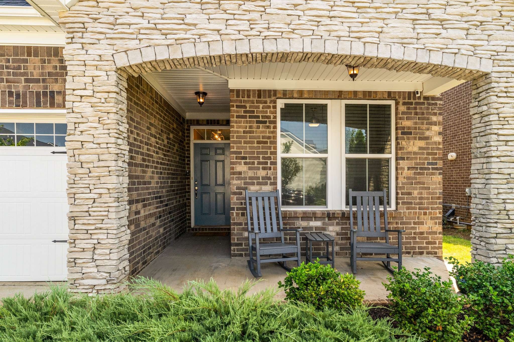 6042 Blackberry Ridge Ln