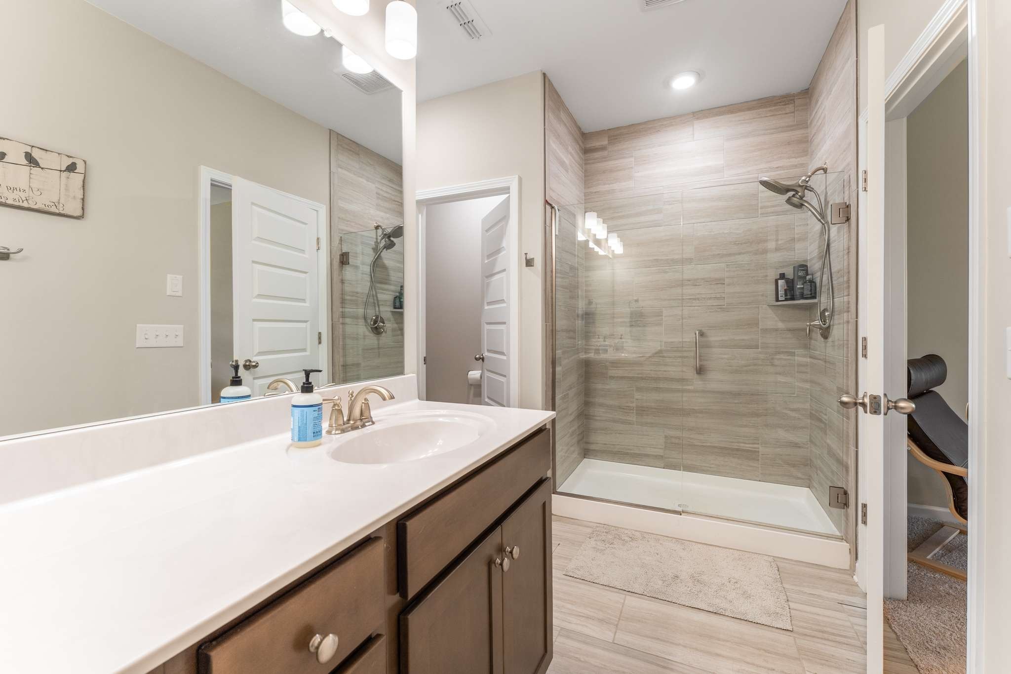 6042 Blackberry Ridge Ln