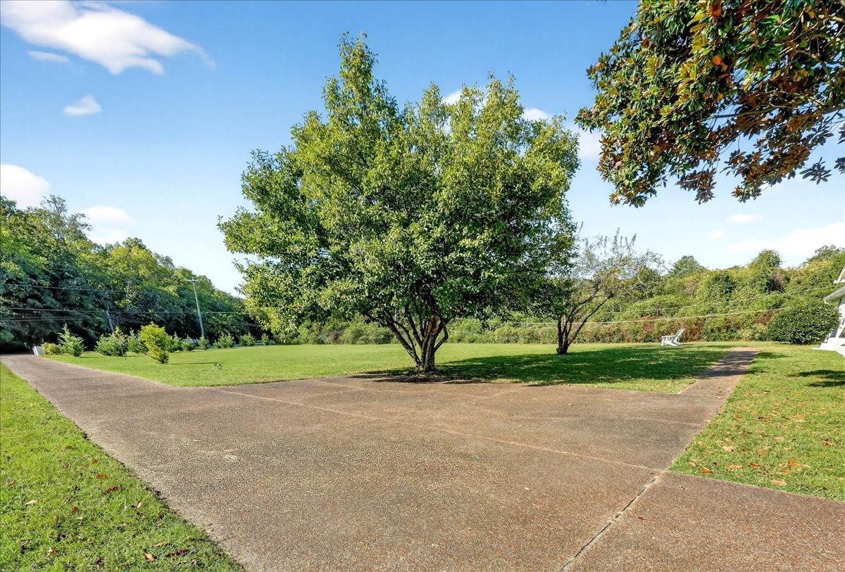 5488 Lickton Pike