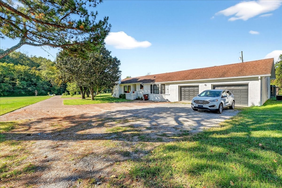 5488 Lickton Pike