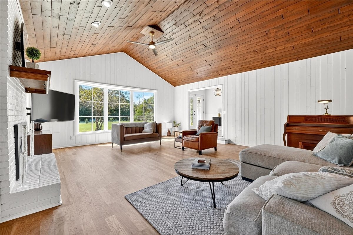 5488 Lickton Pike