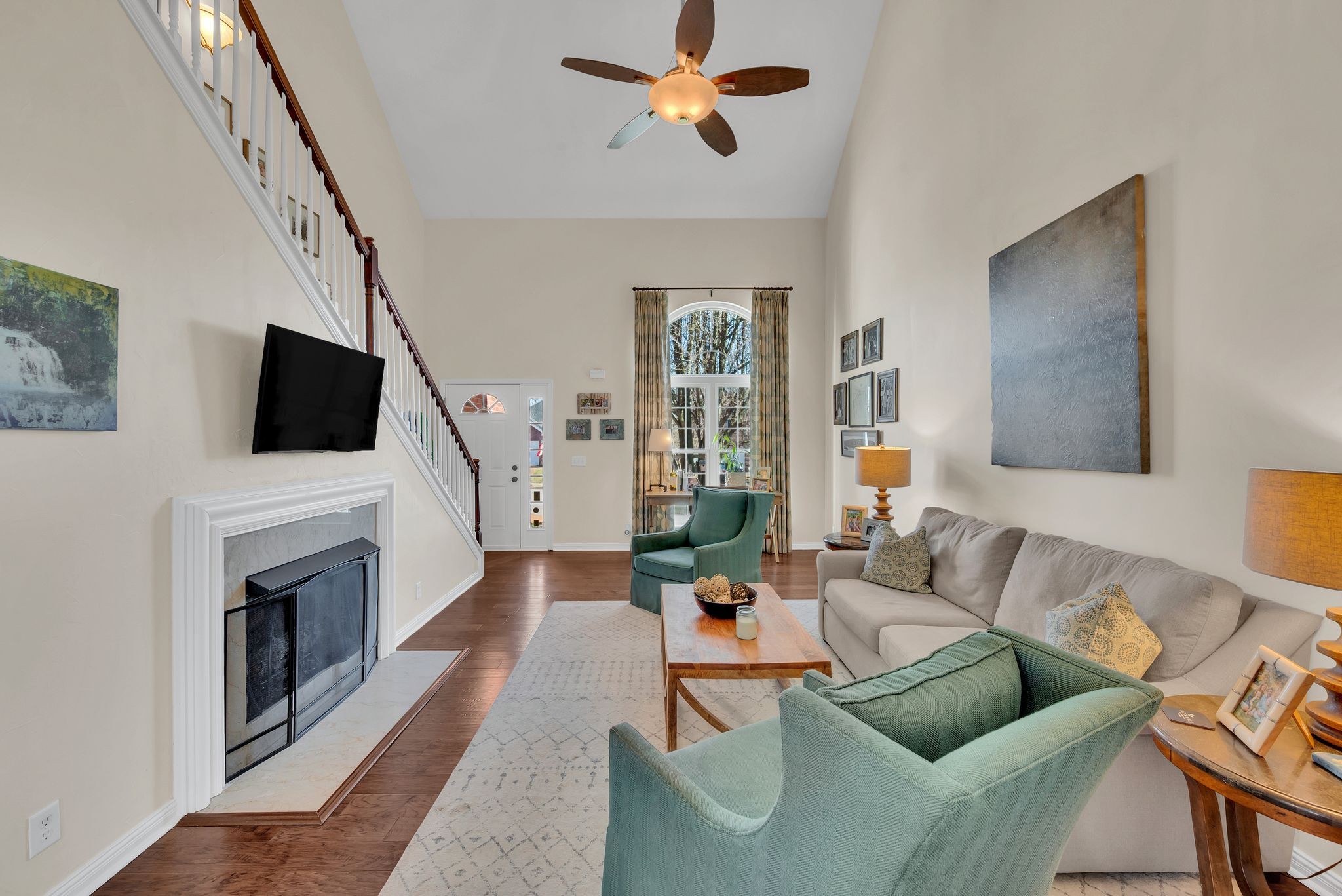 208 Scarlet Ridge Ct