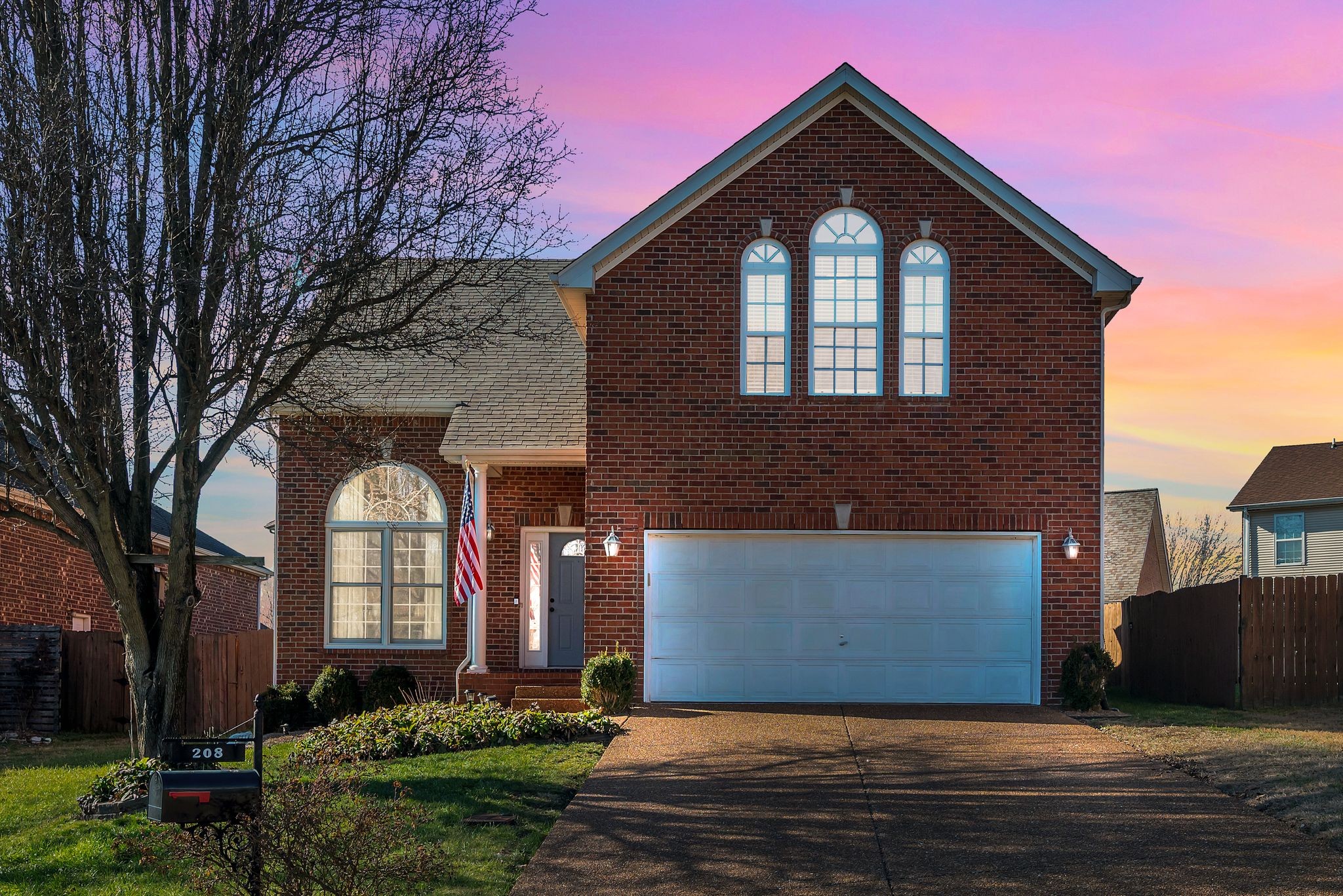 208 Scarlet Ridge Ct