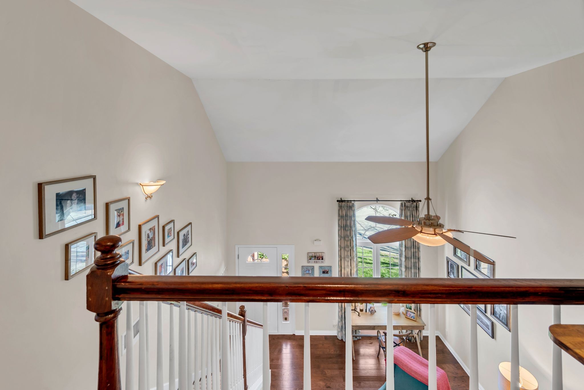 208 Scarlet Ridge Ct