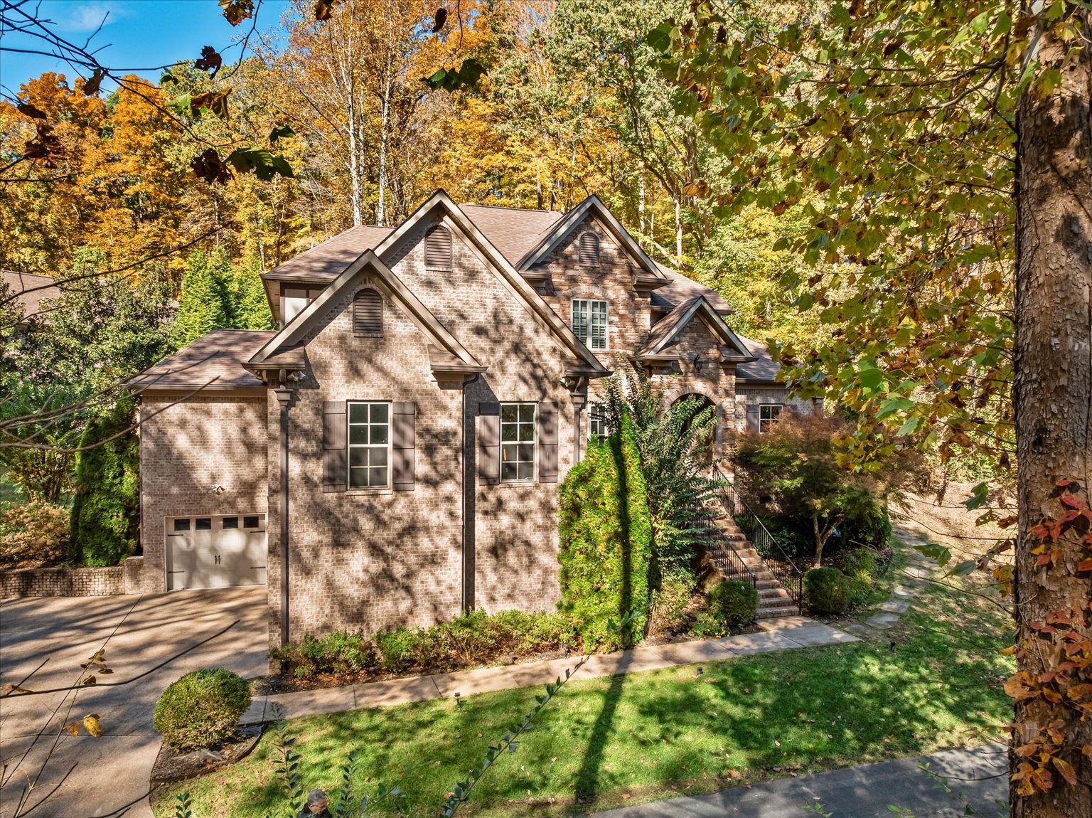 7244 Natchez Pointe Dr