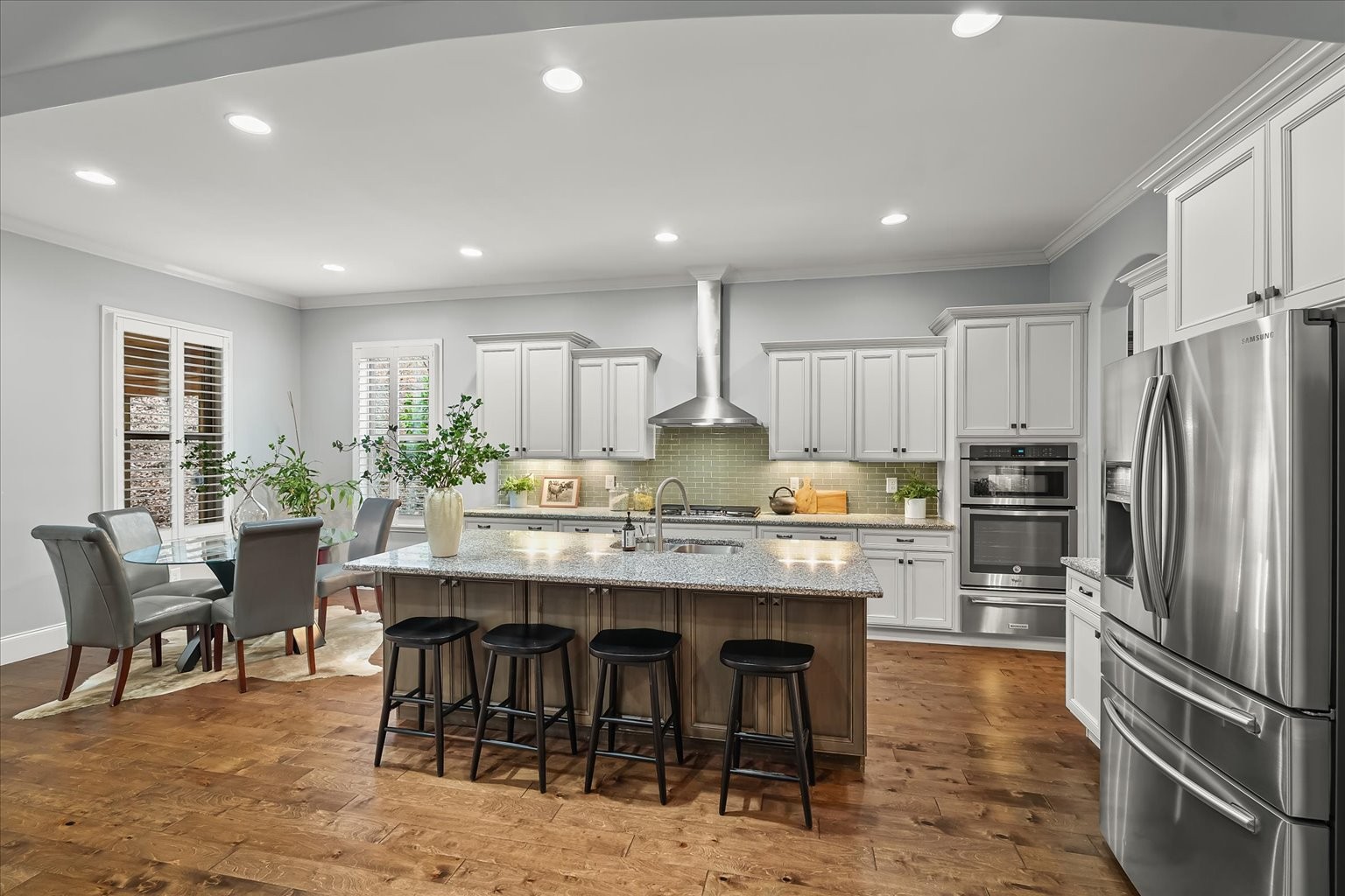 7244 Natchez Pointe Dr