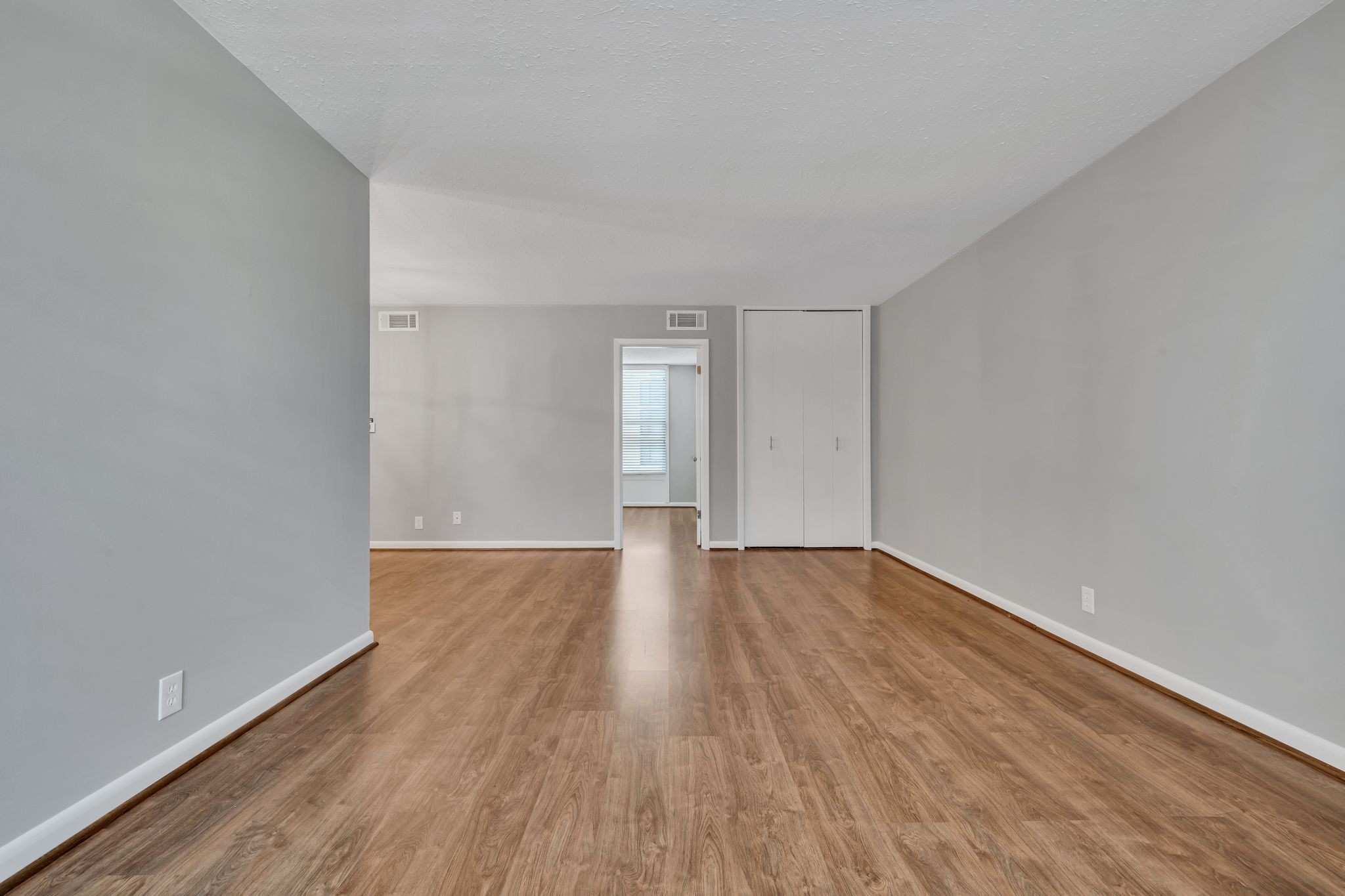 3831 West End Ave Unit: 32