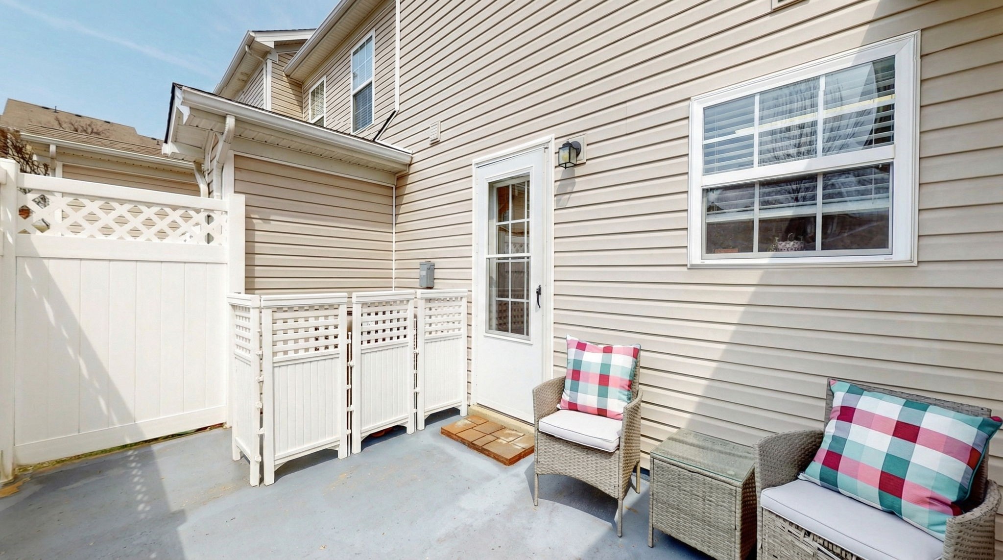 1859 Shaylin Loop