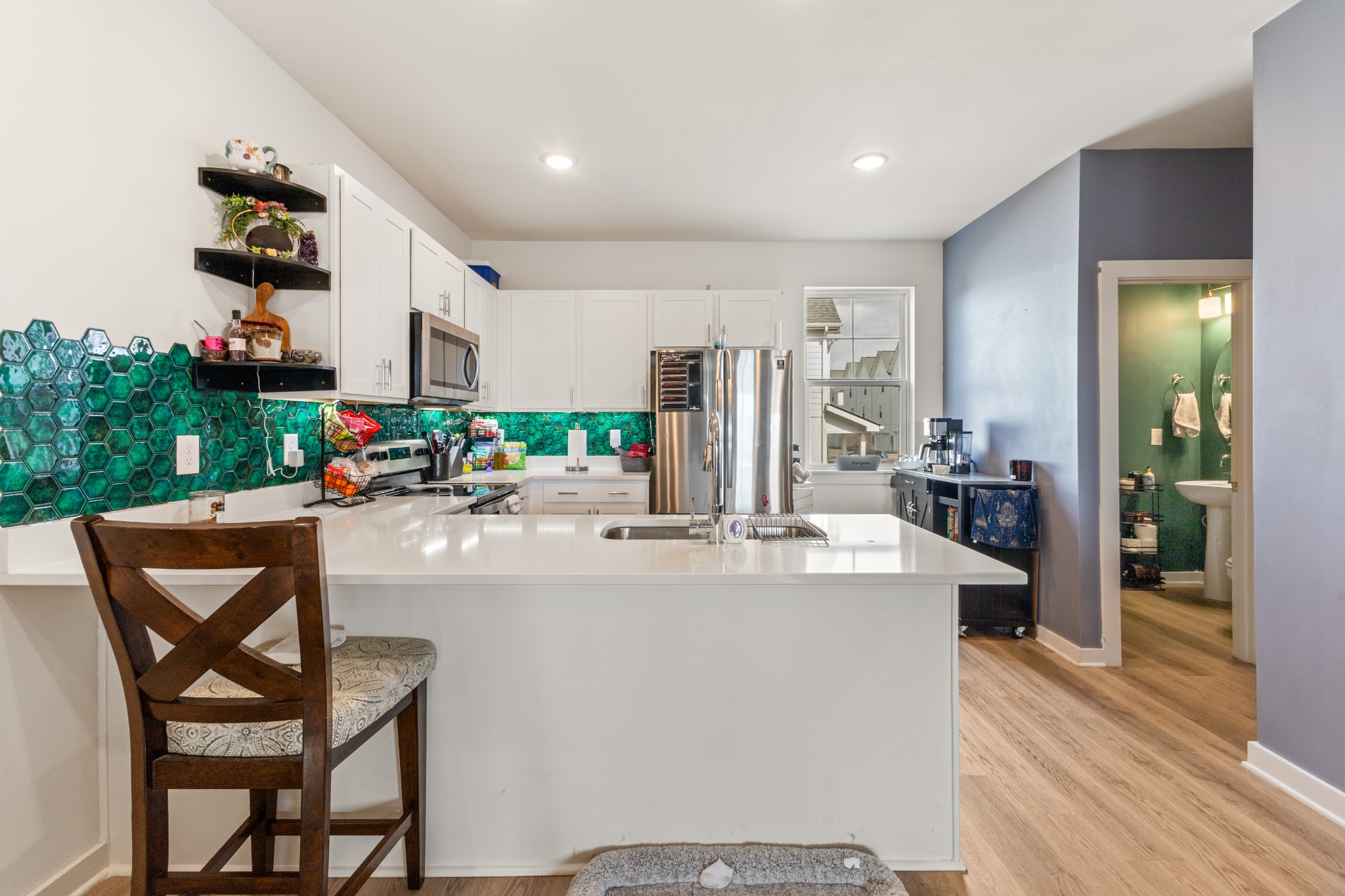 302 Williams Ave Unit: 102