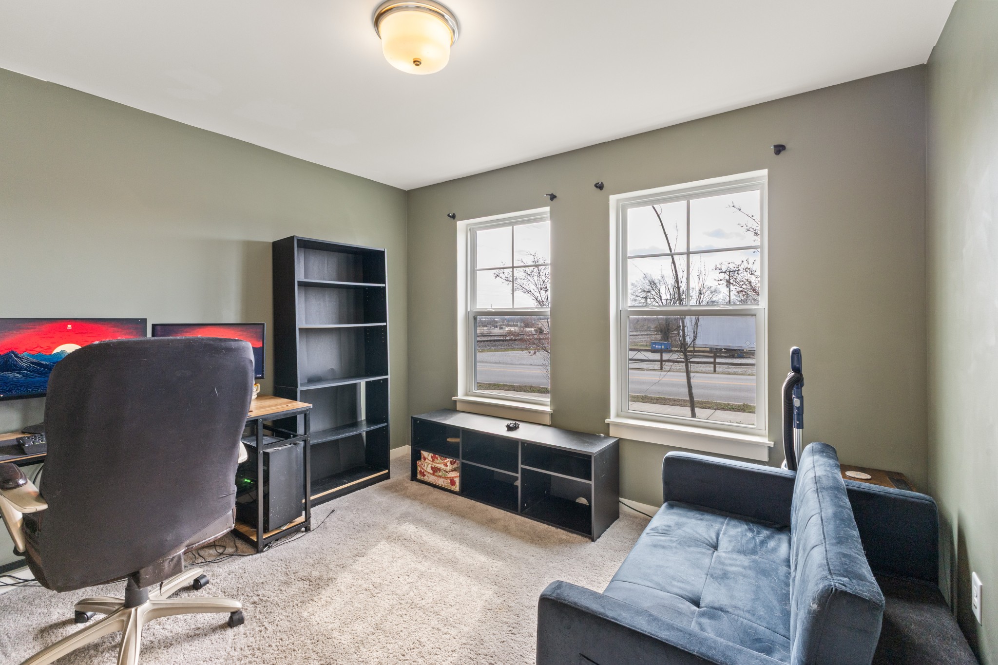 302 Williams Ave Unit: 102