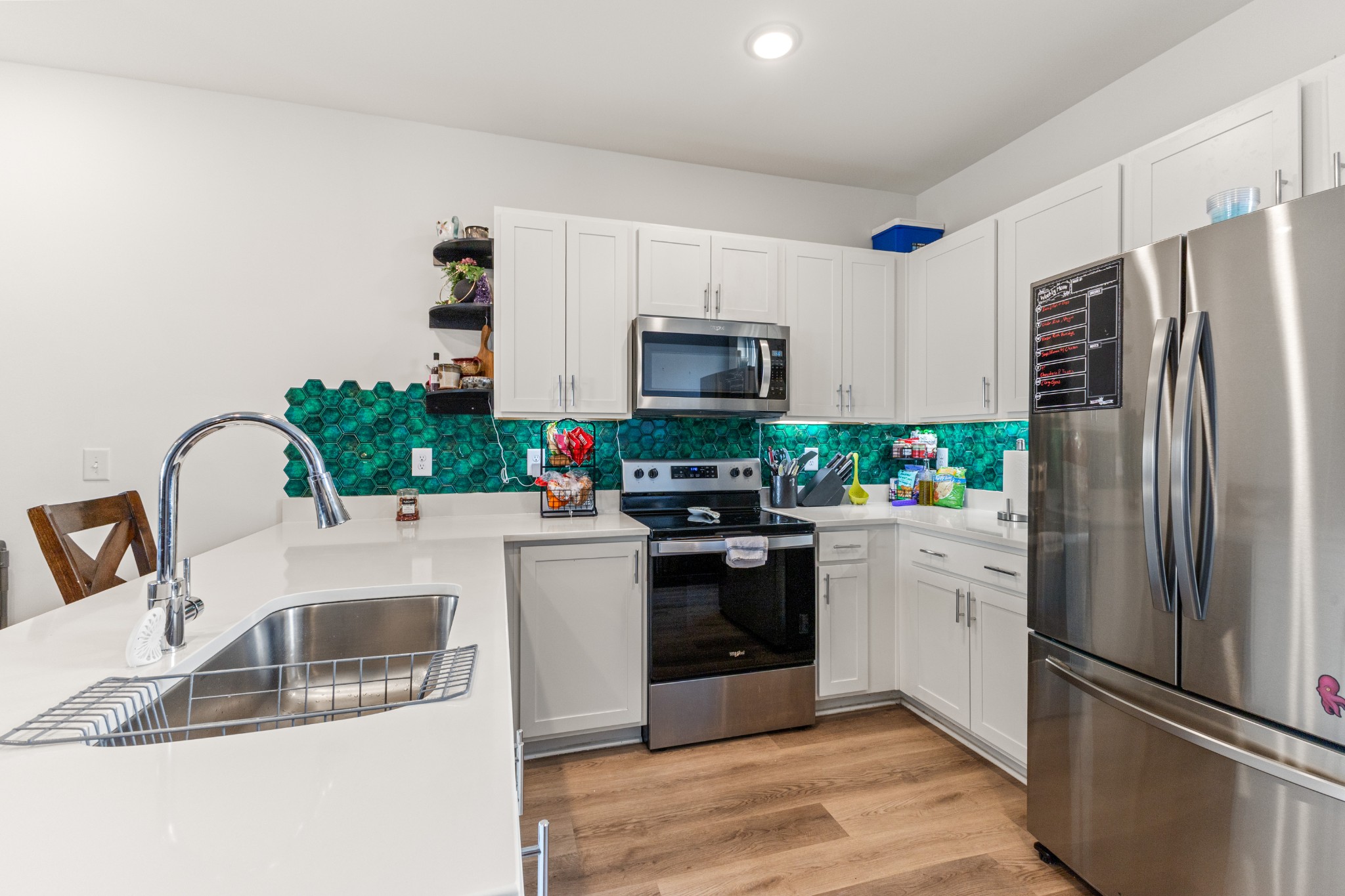 302 Williams Ave Unit: 102