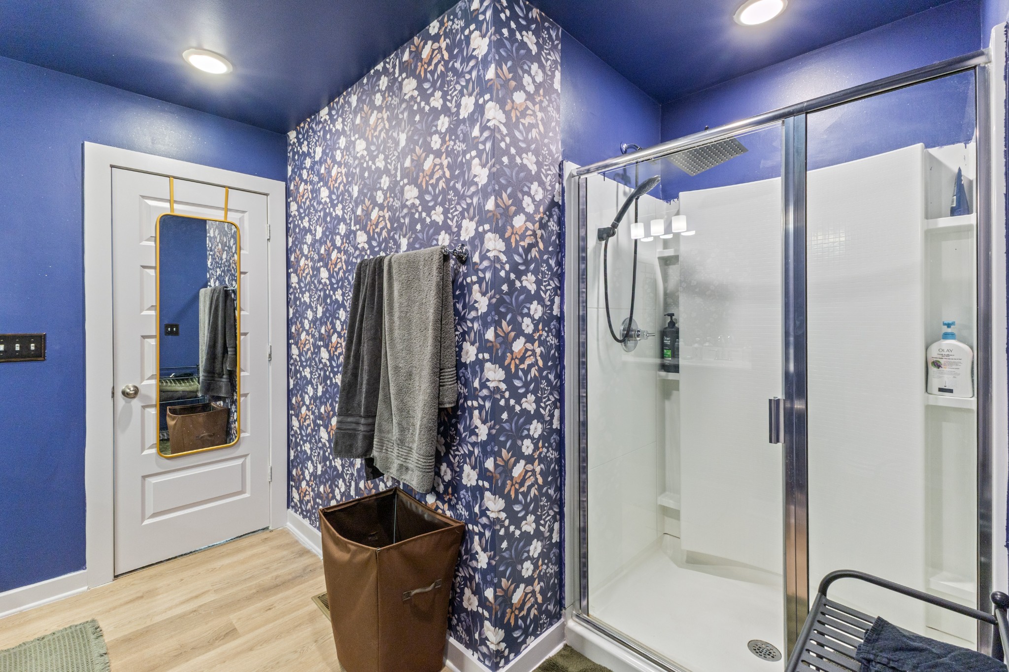 302 Williams Ave Unit: 102