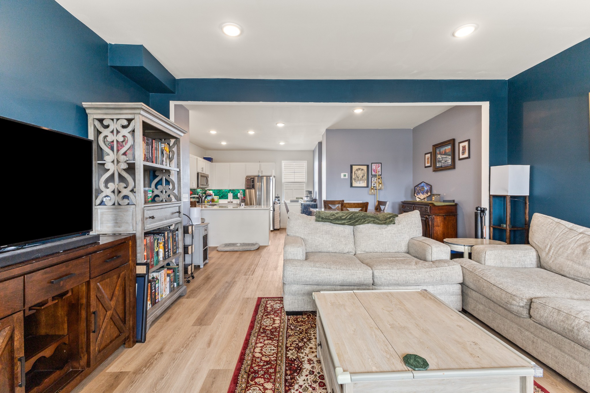 302 Williams Ave Unit: 102