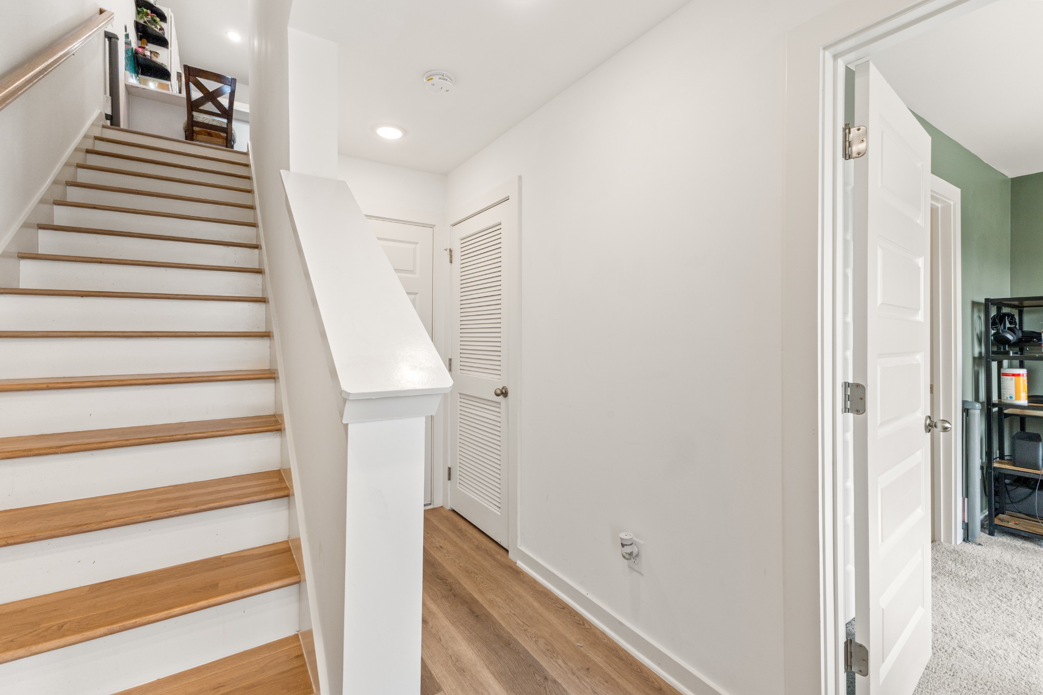 302 Williams Ave Unit: 102