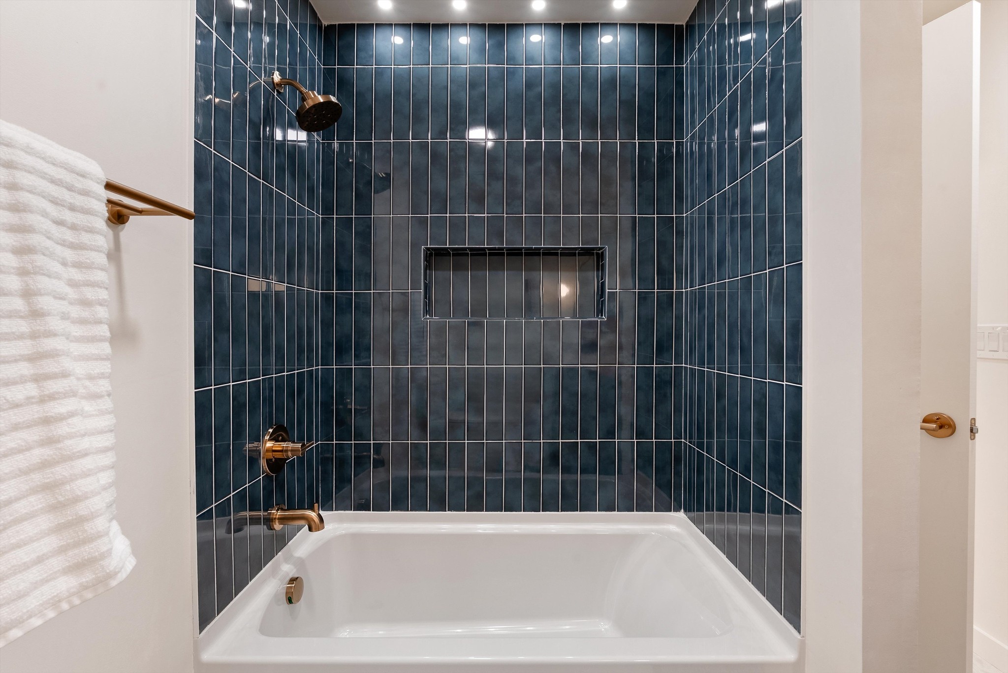2129 Acklen Ave Unit: 6