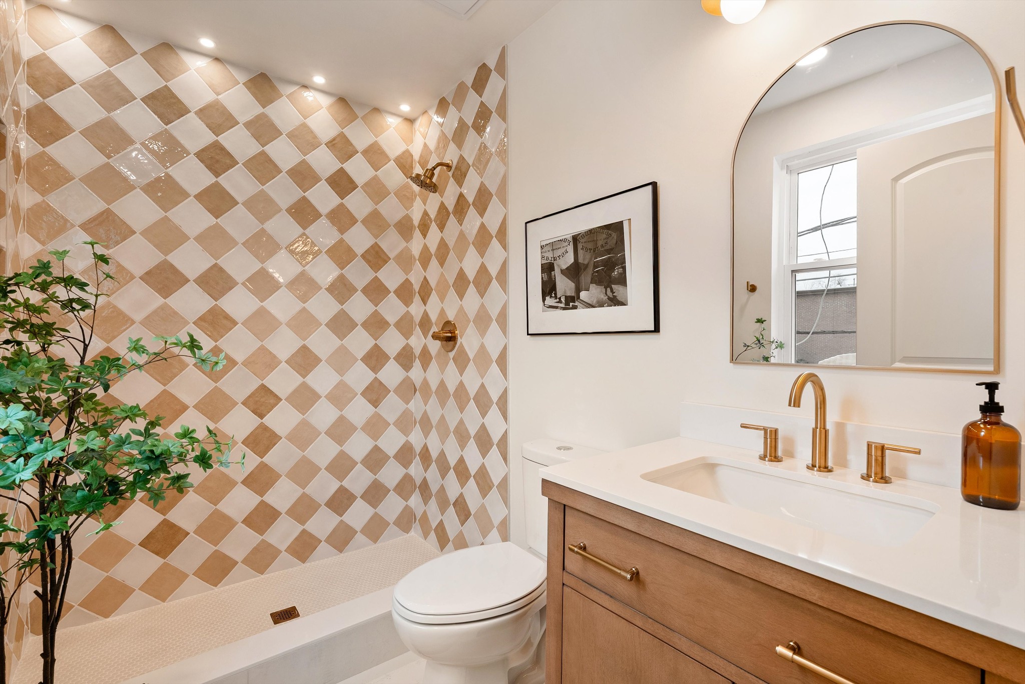 2129 Acklen Ave Unit: 6