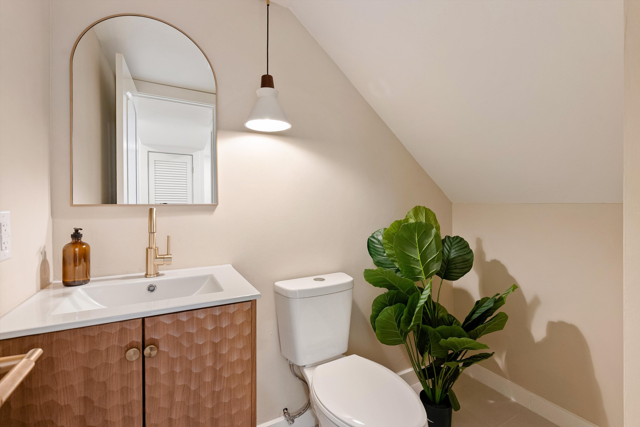 2129 Acklen Ave Unit: 6