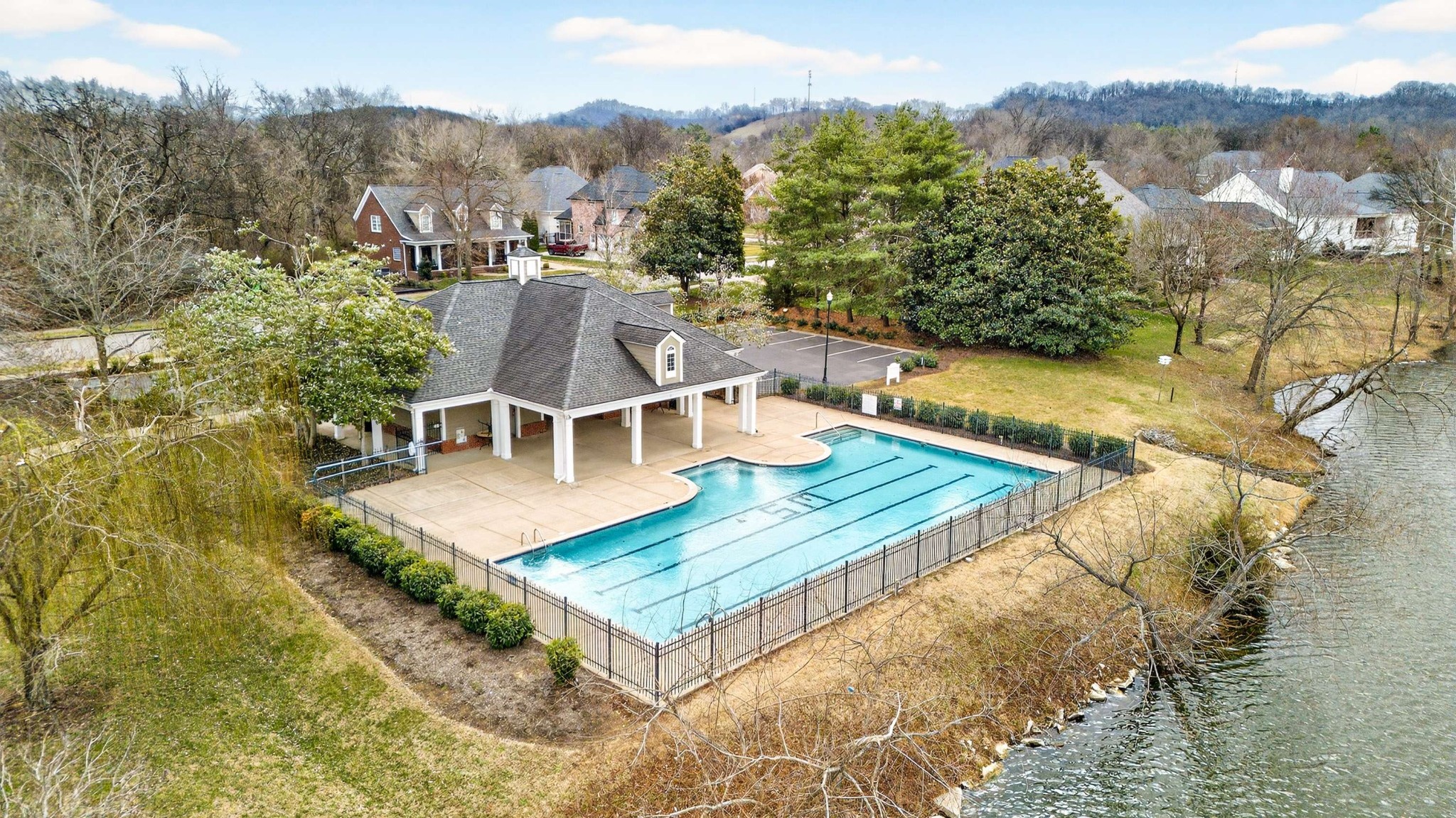630 Springlake Dr