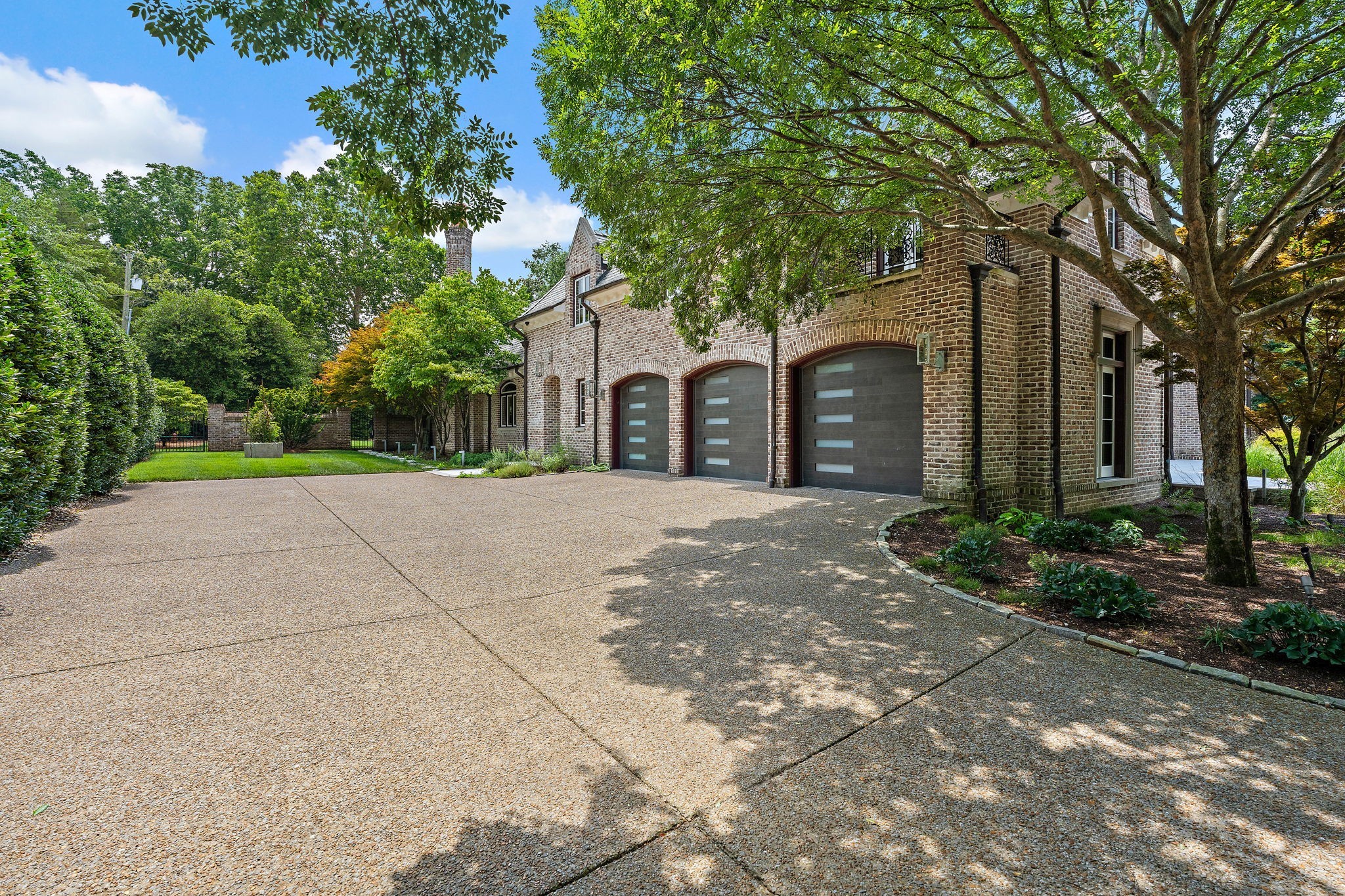 1206 Belle Meade Blvd