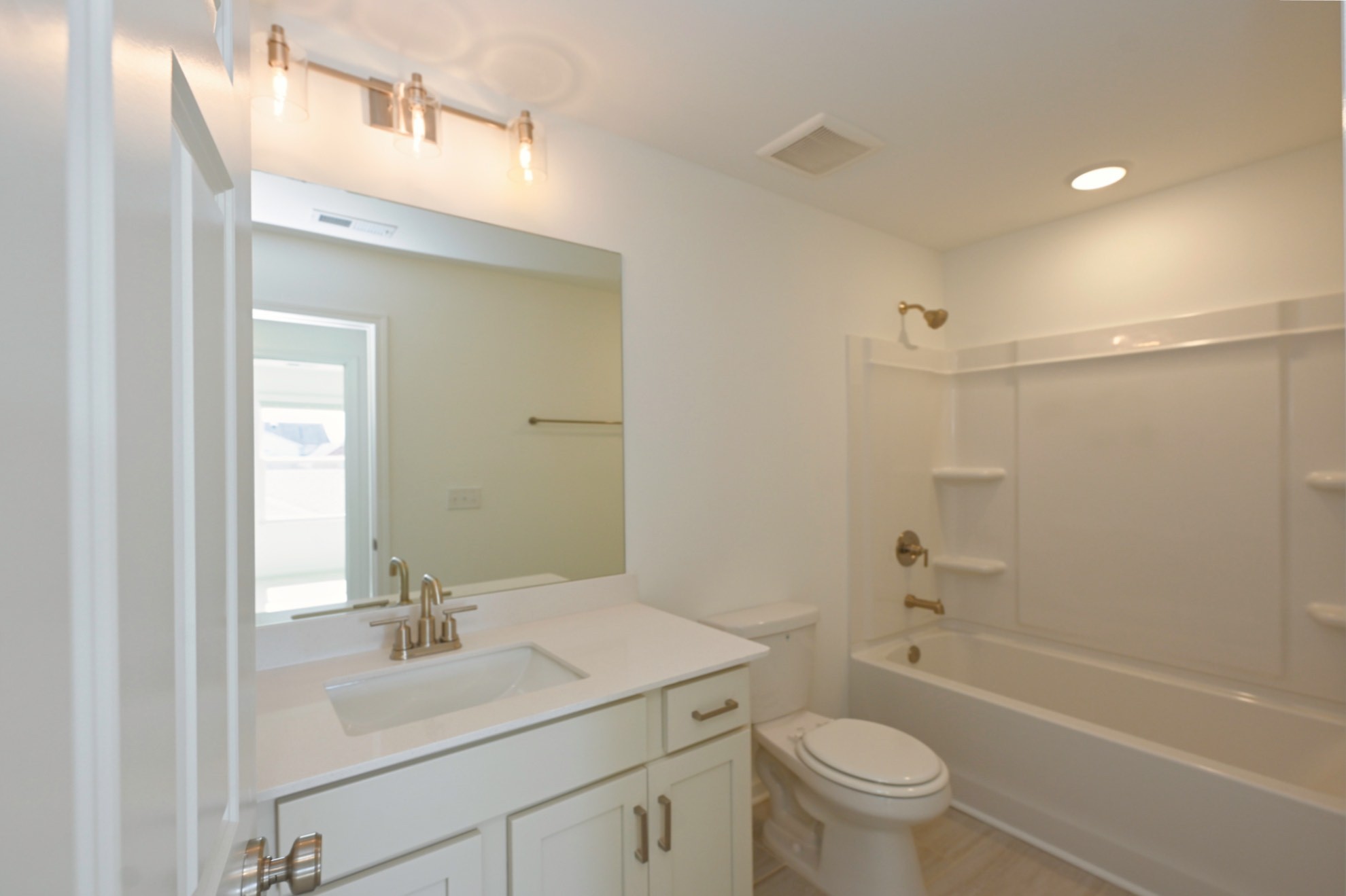 2900 Suzanne Landon Dr Unit: L5