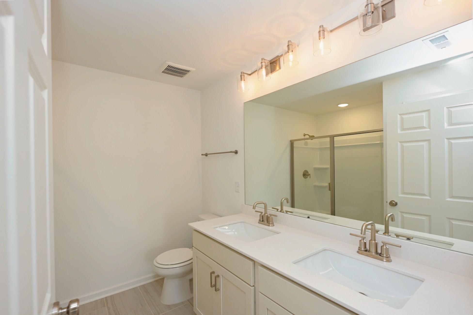 2900 Suzanne Landon Dr Unit: L5