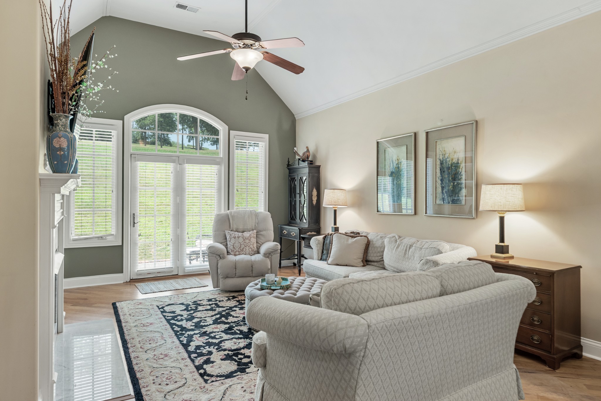 114 Nickolas Cir