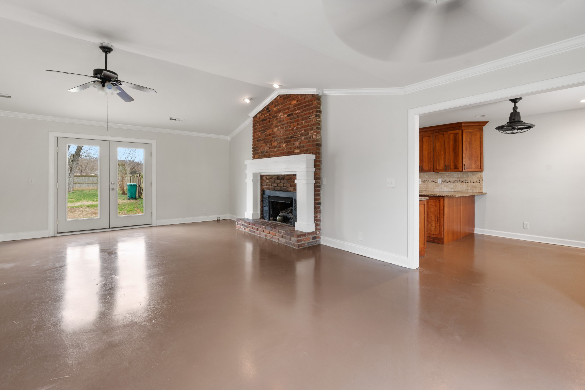 2006 Boxwood Dr
