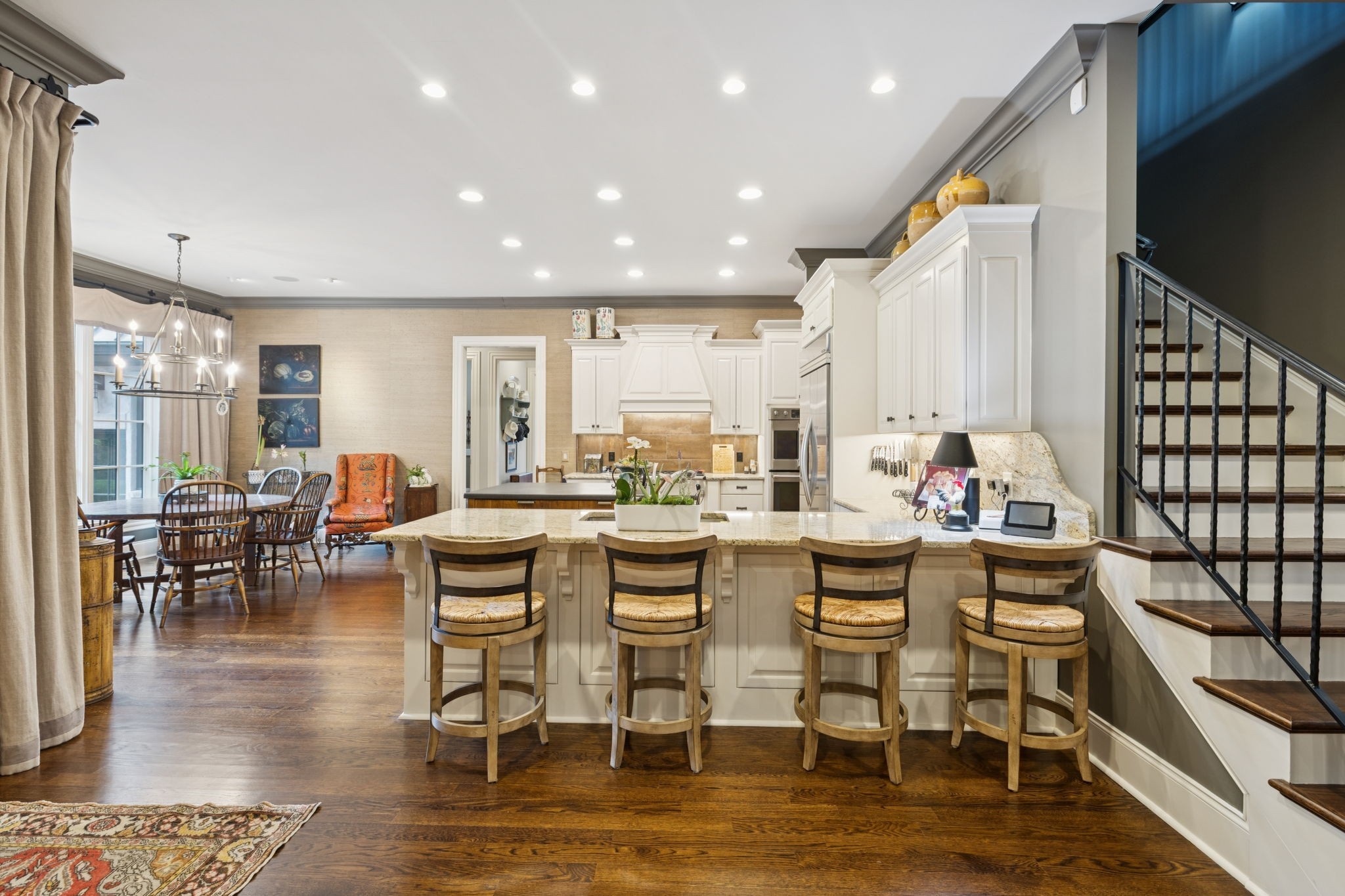 3309 Skyline Dr