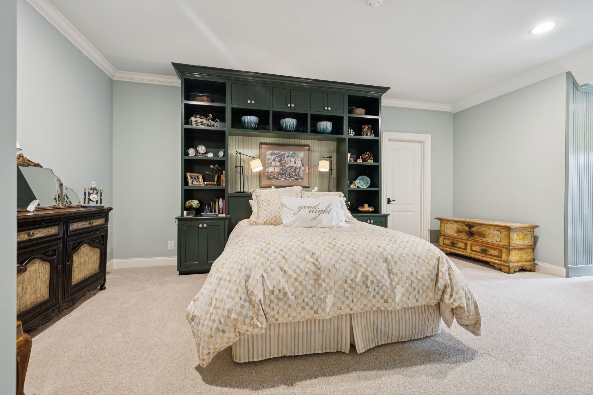3309 Skyline Dr