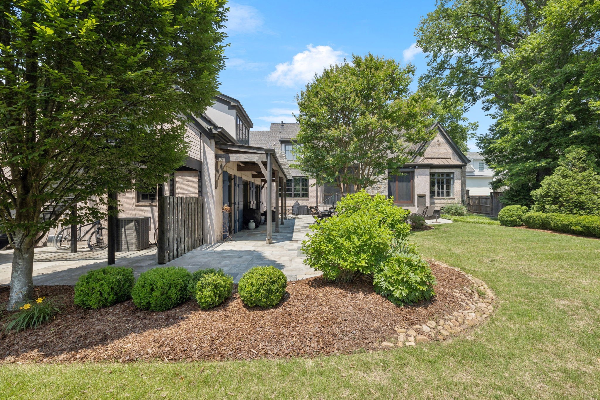3309 Skyline Dr