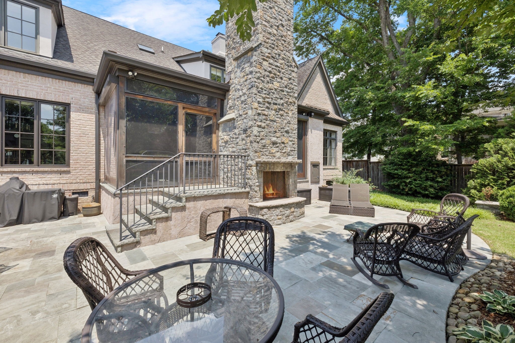 3309 Skyline Dr