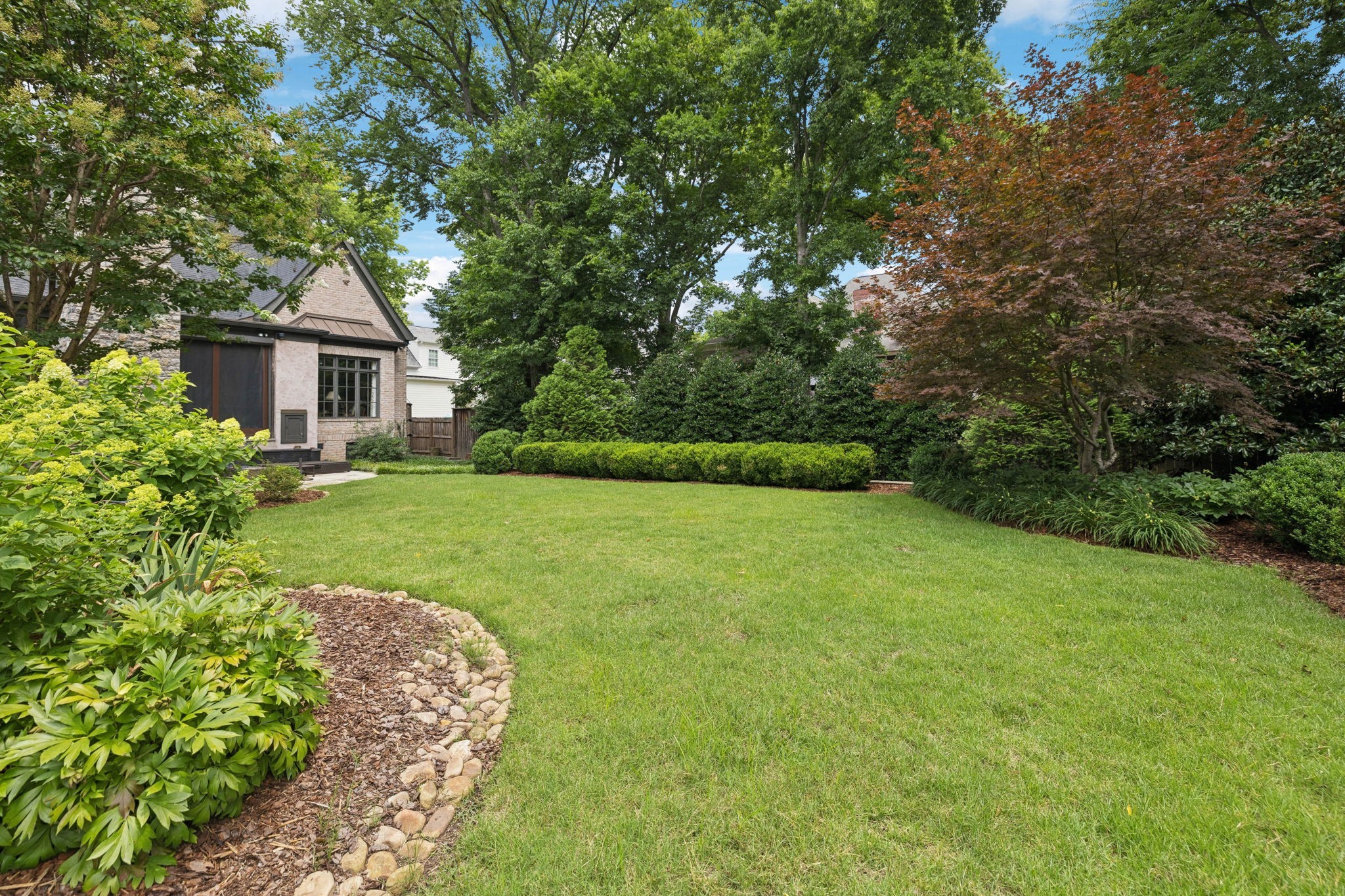 3309 Skyline Dr