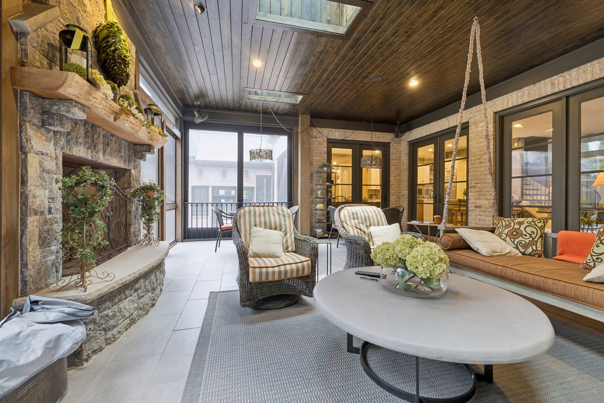 3309 Skyline Dr