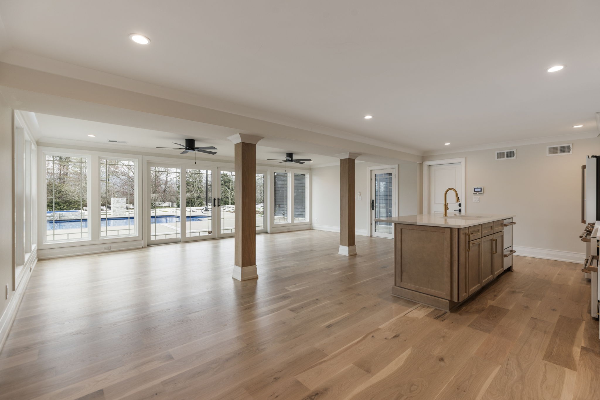 102 Steeplechase Ln
