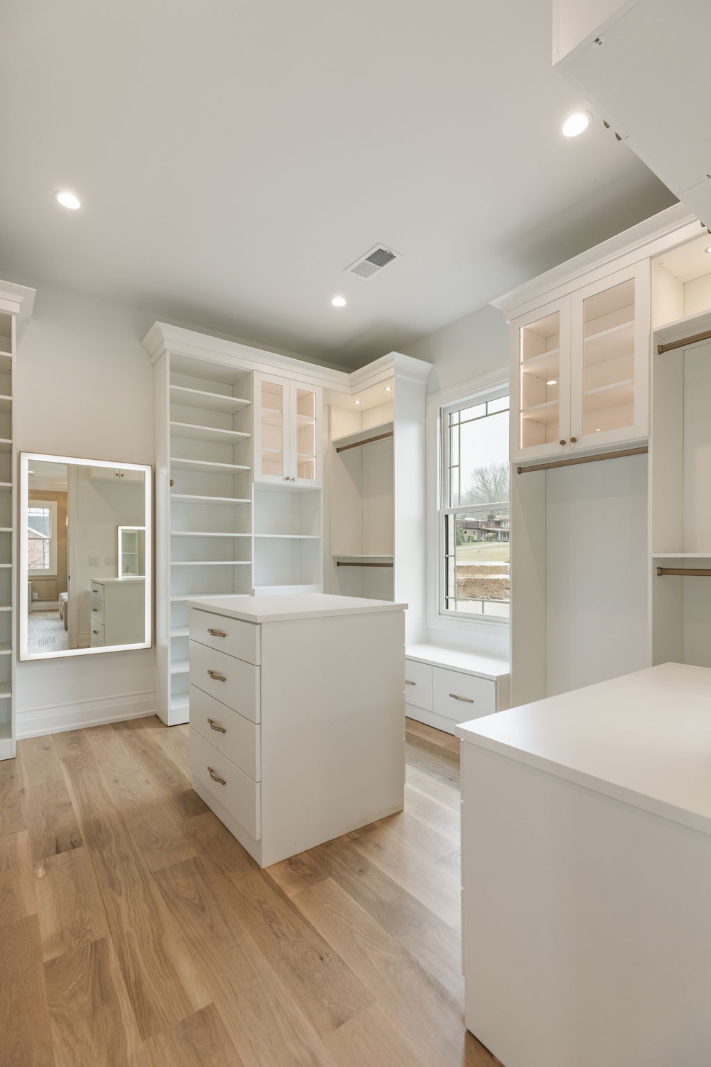 102 Steeplechase Ln