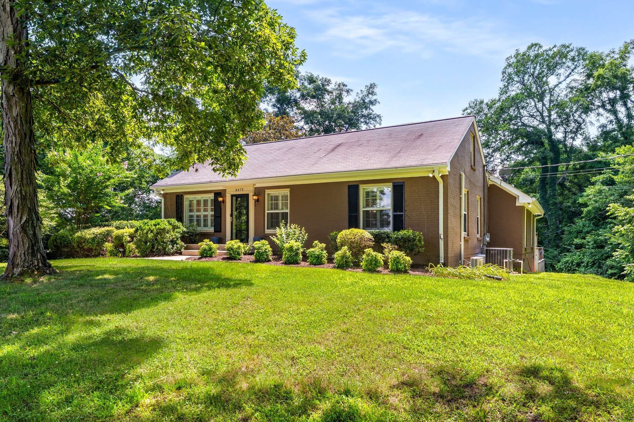 8475 McCrory Ln