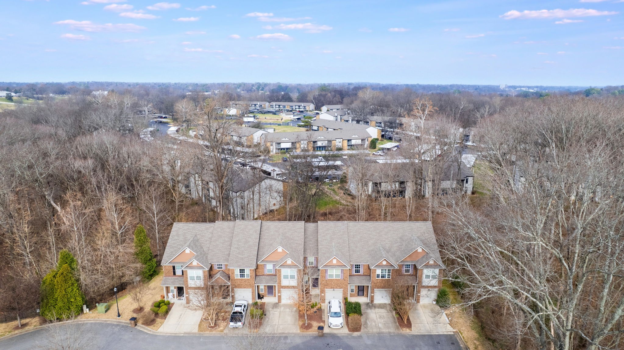 1367 Crown Point Pl