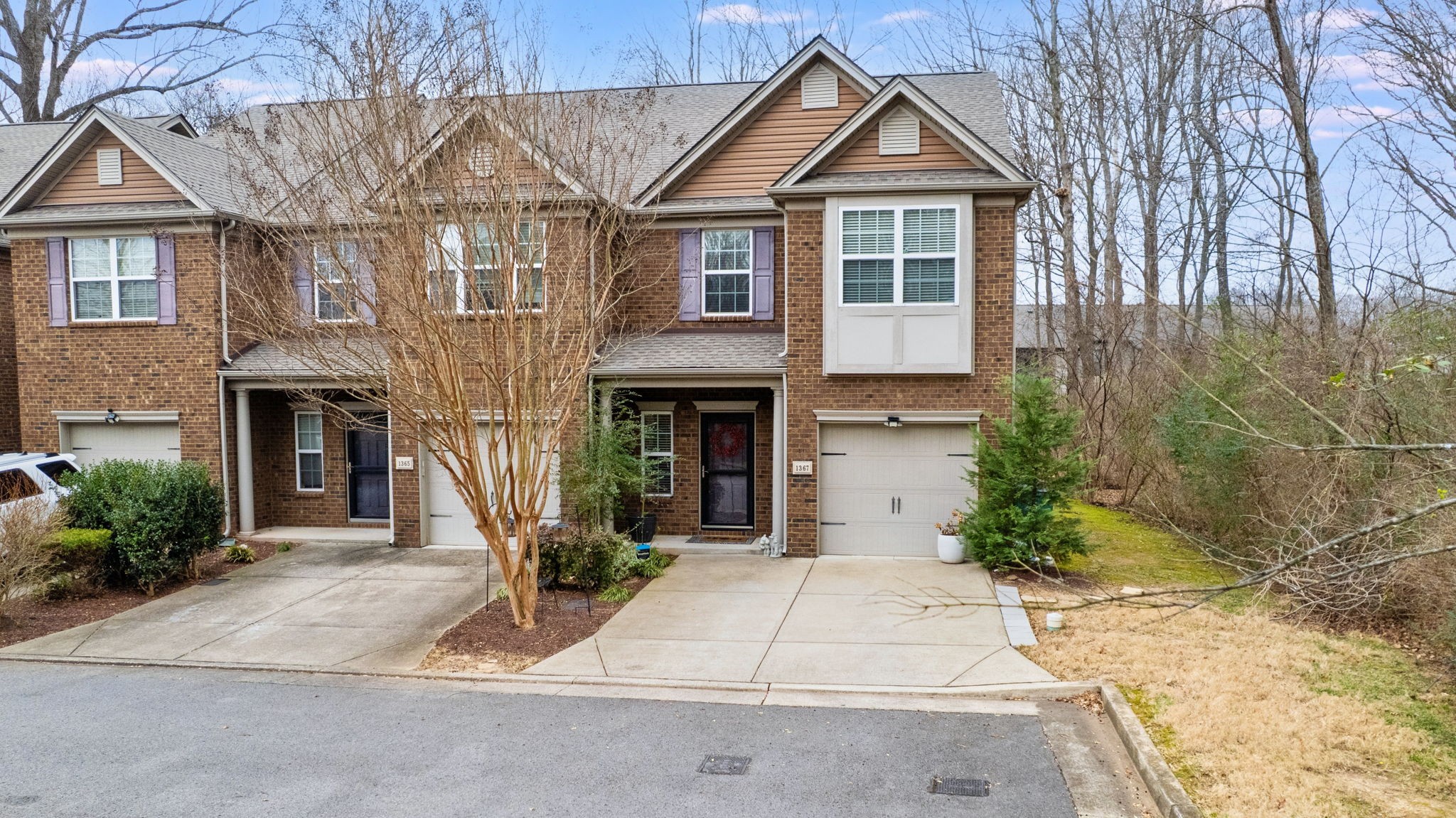 1367 Crown Point Pl
