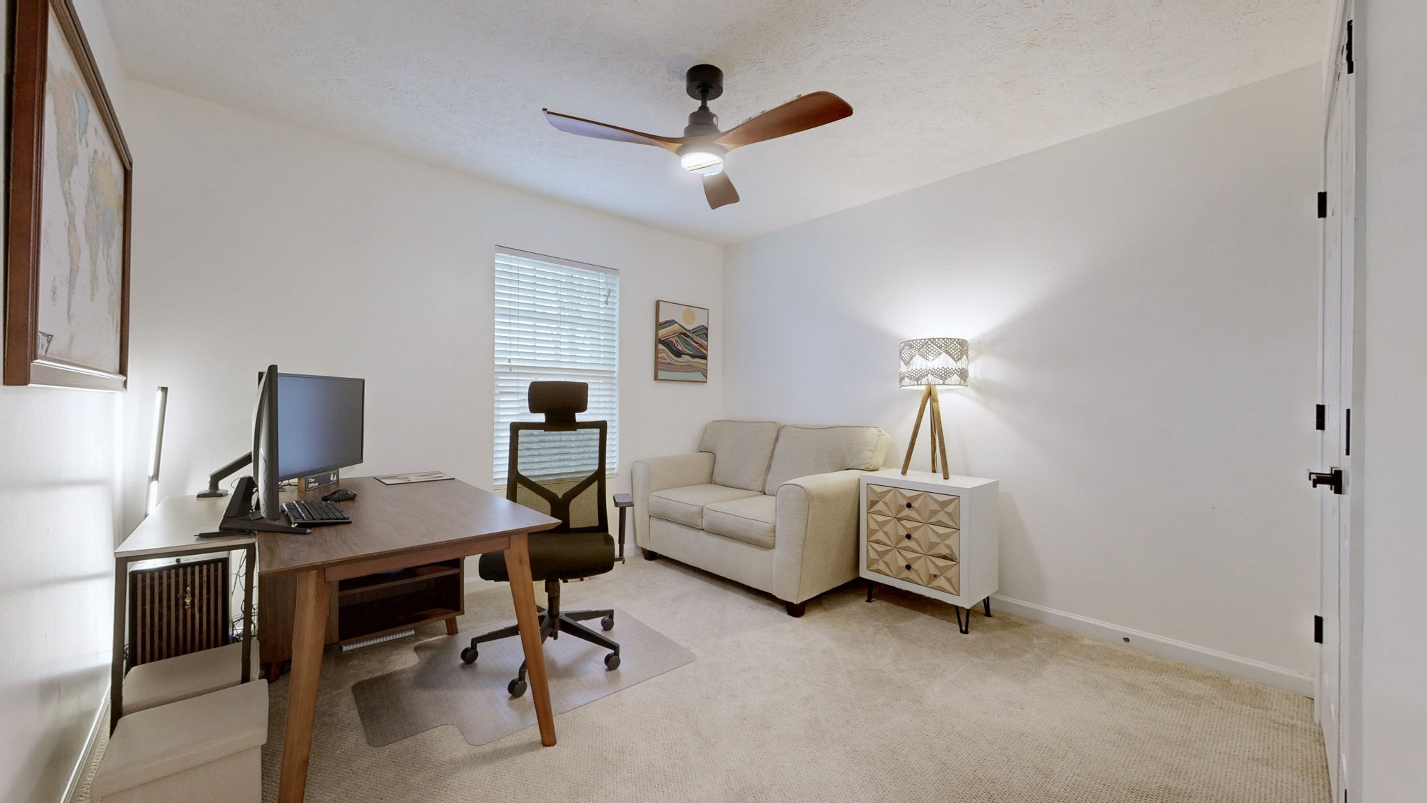 1367 Crown Point Pl