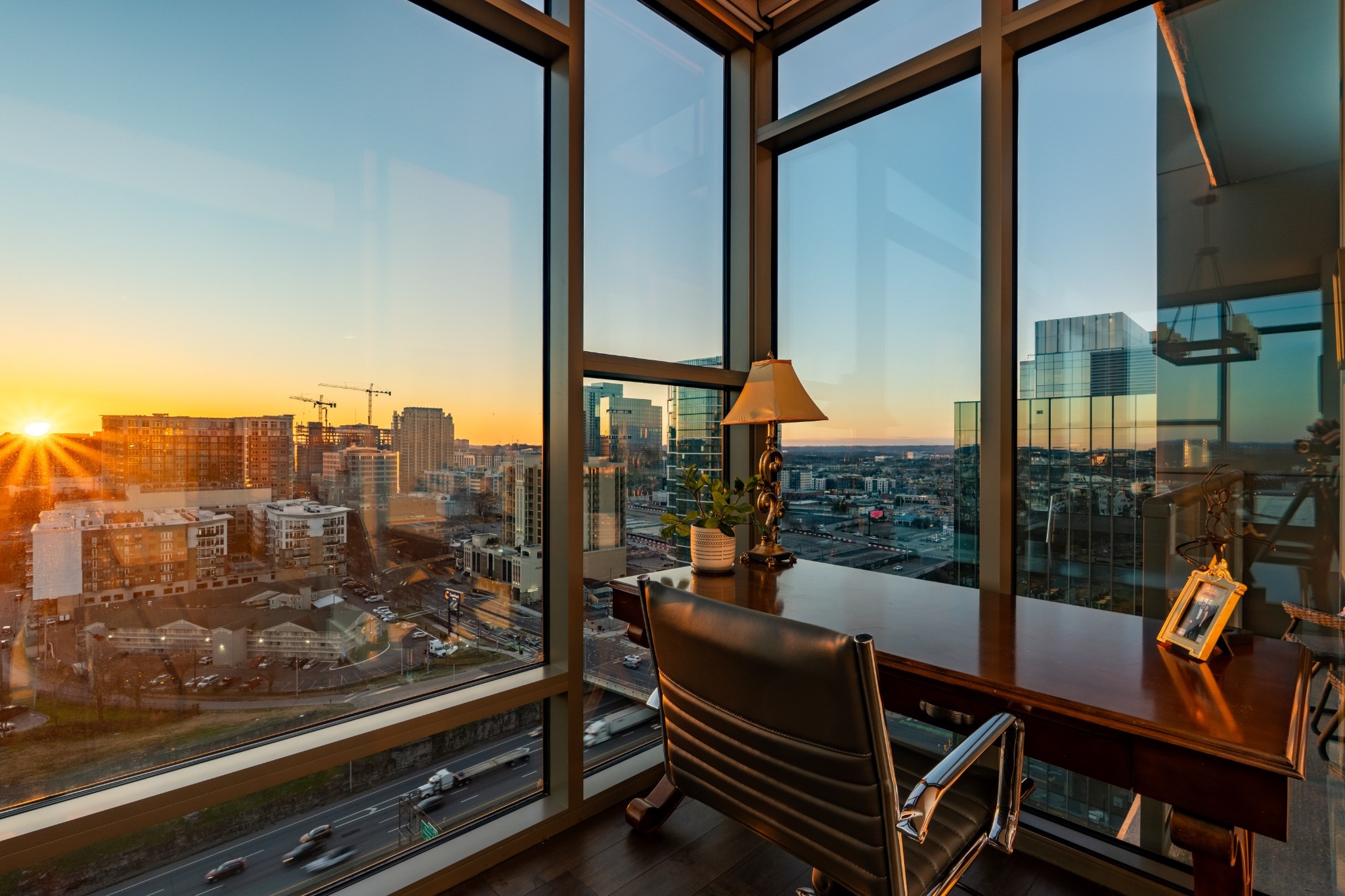 1212 Laurel St Unit: 1713 (B6)