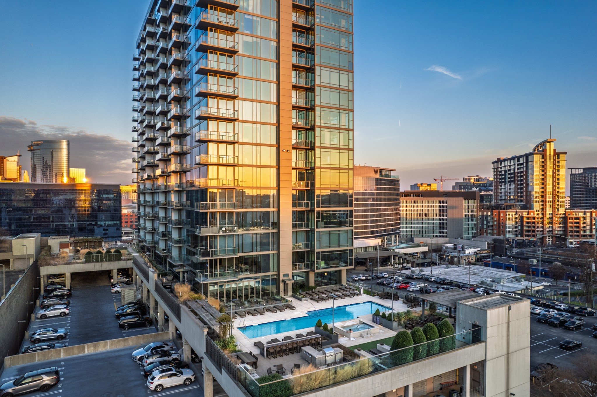 1212 Laurel St Unit: 1713 (B6)