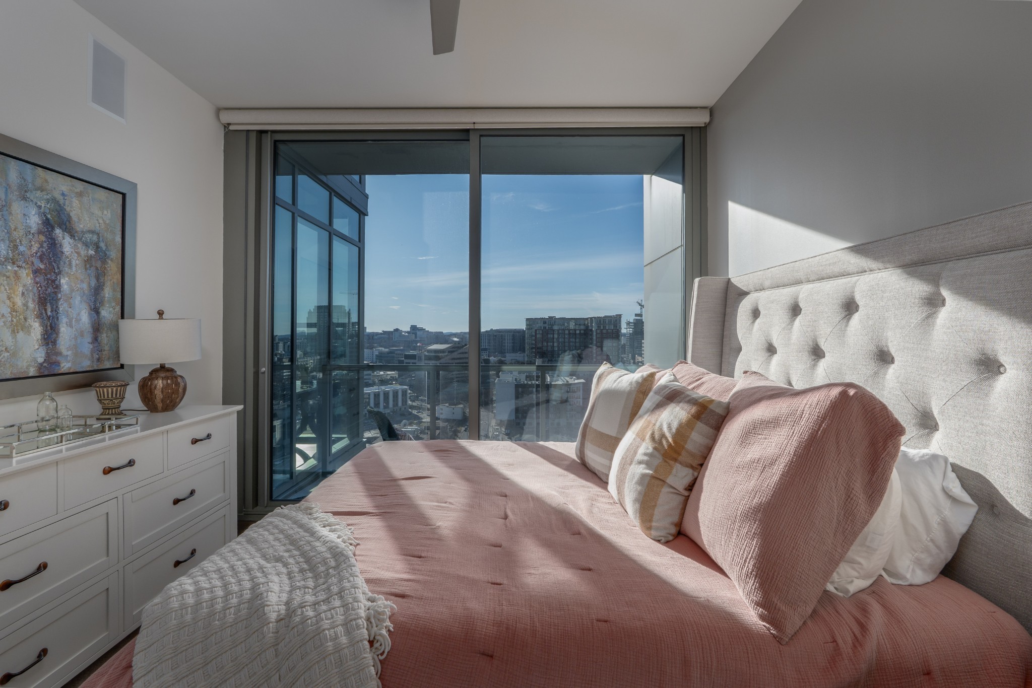 1212 Laurel St Unit: 1713 (B6)