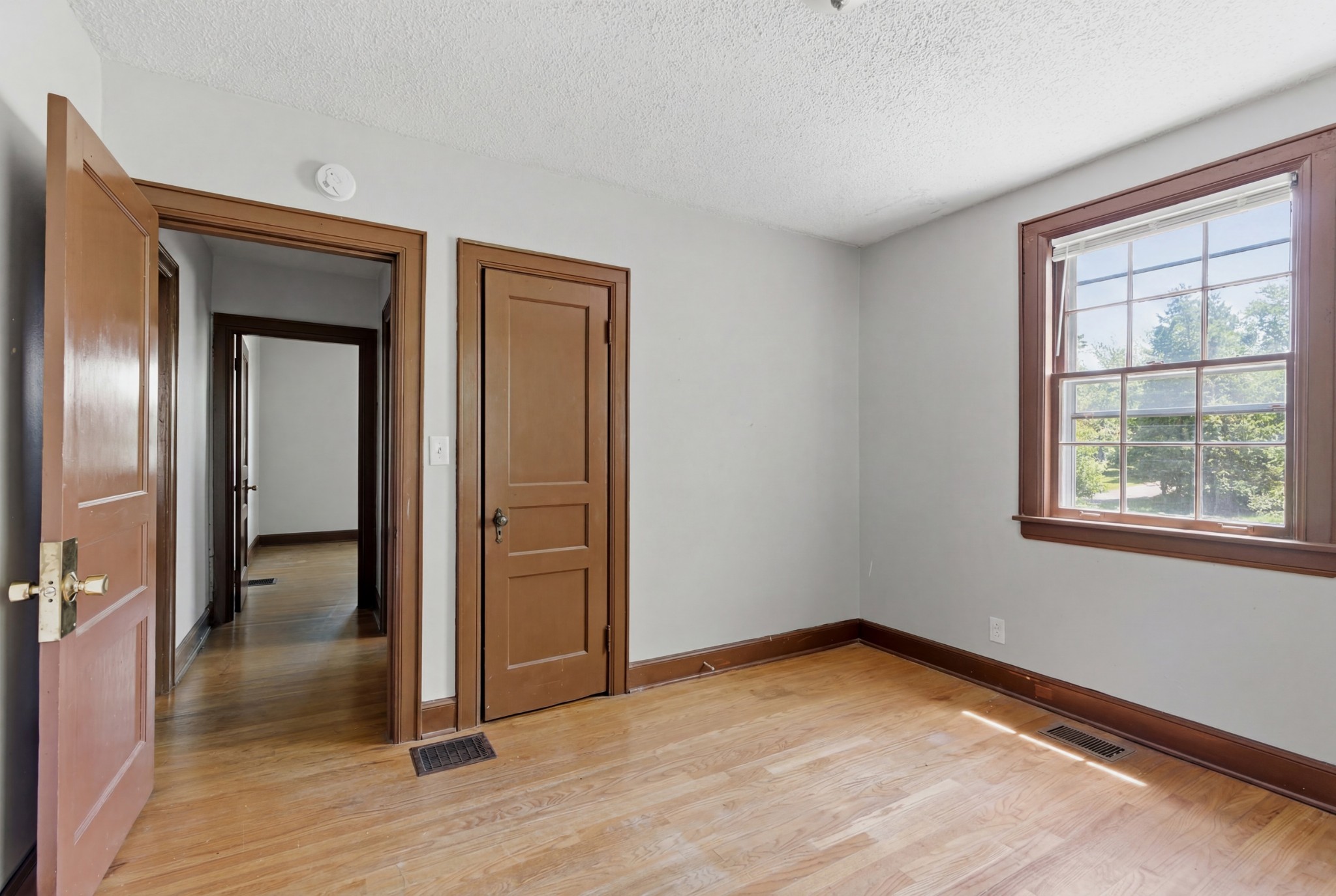 1801 Neal Terrace