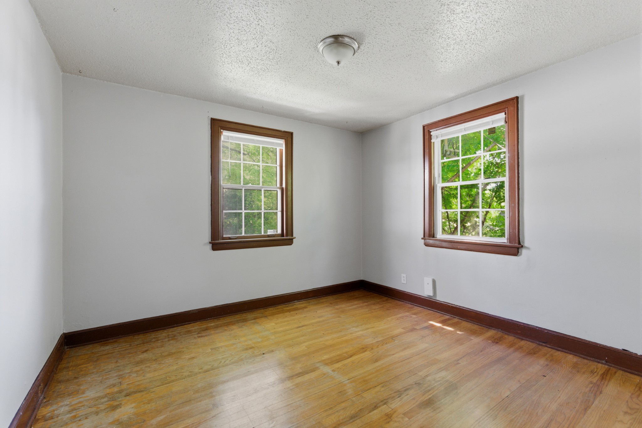 1801 Neal Terrace