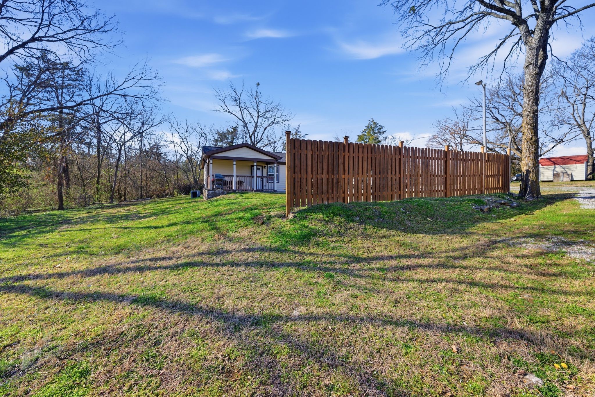 312 Farris Ave