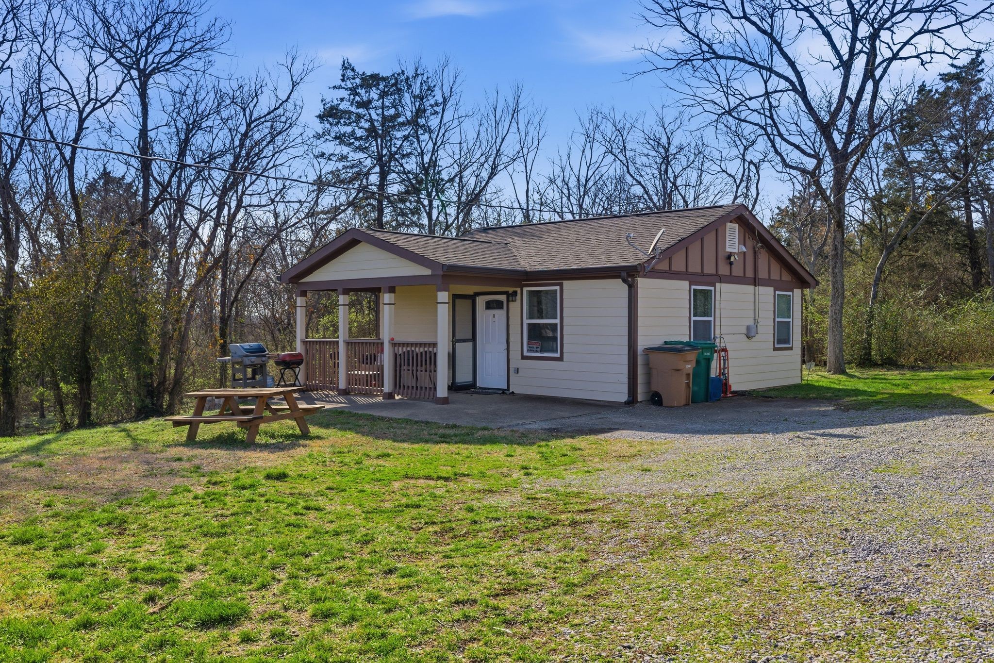312 Farris Ave