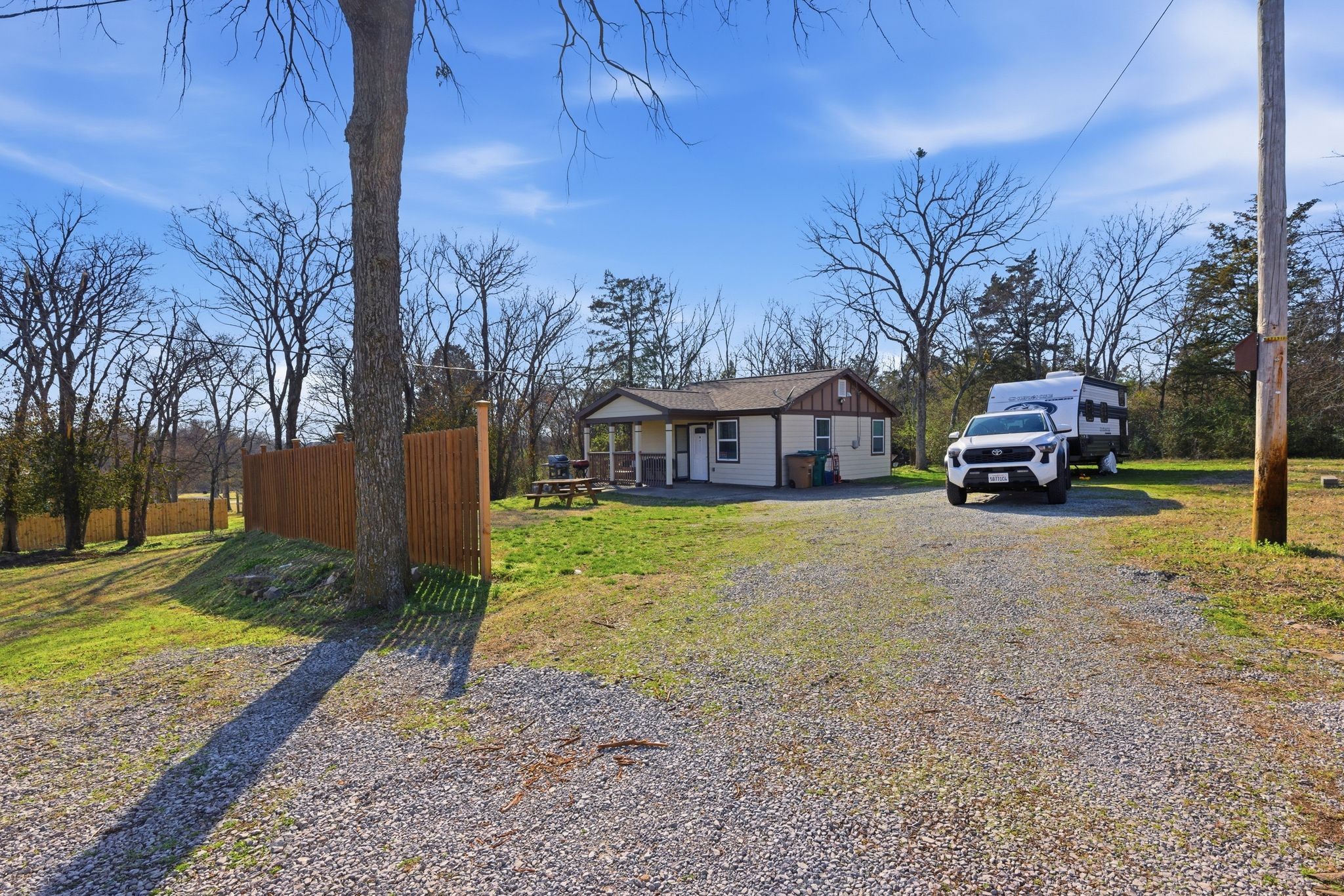 312 Farris Ave