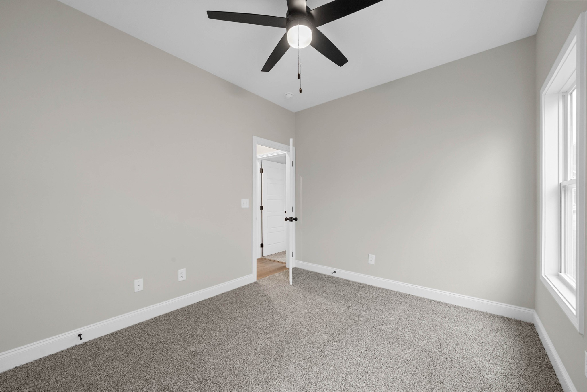 1072 Fox Dr
