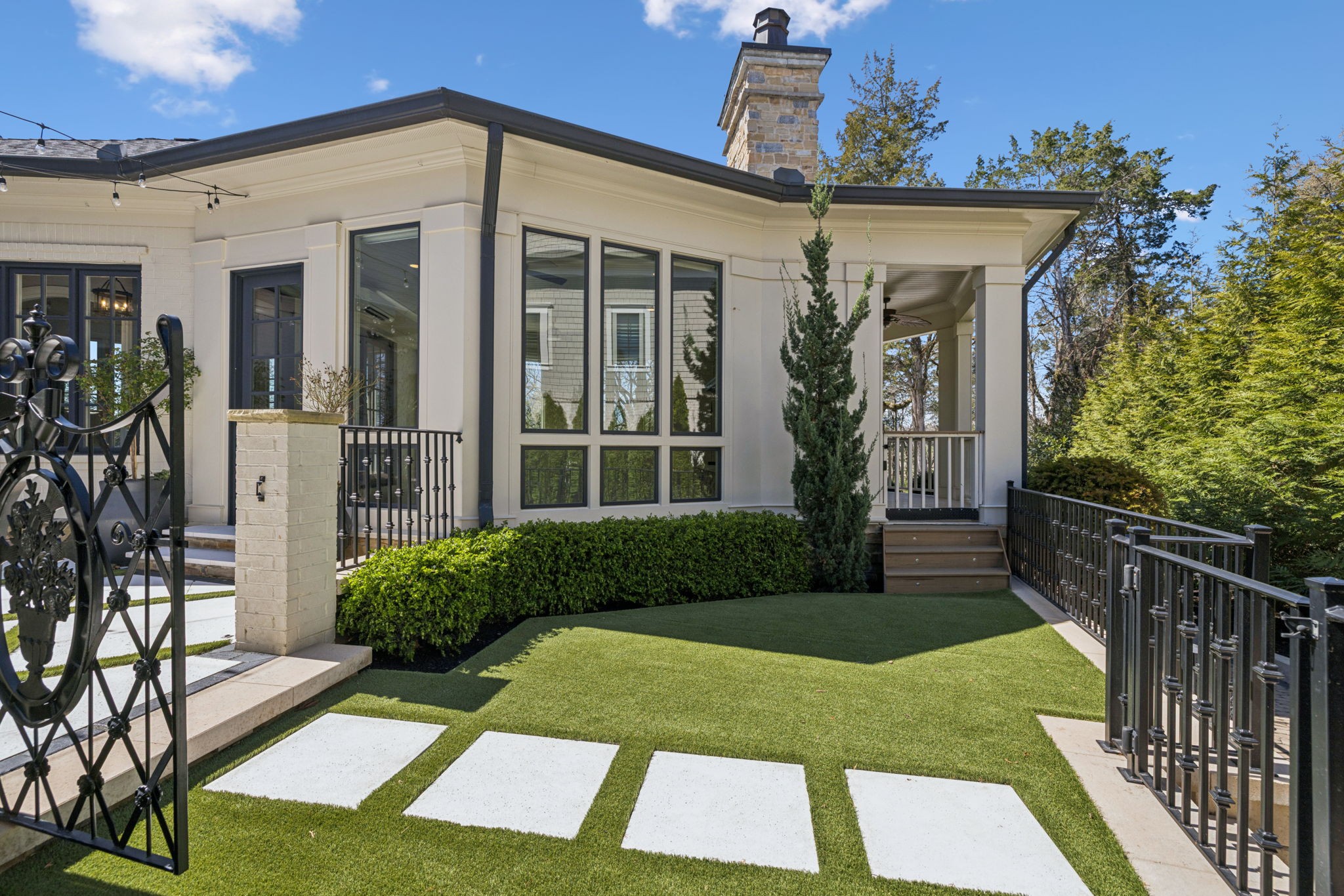 8809 Drosera Cir
